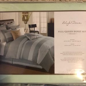 Duvet, 2 Shams, and Bedskirt set